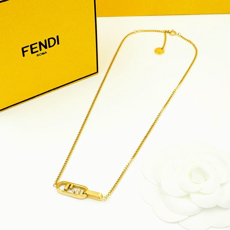 Fendi necklace 01lyr13